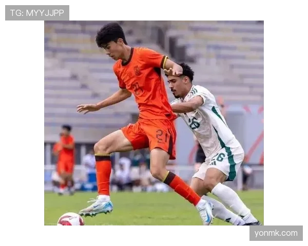 世预赛两连胜保留希望，中国男足全力冲击小组第二